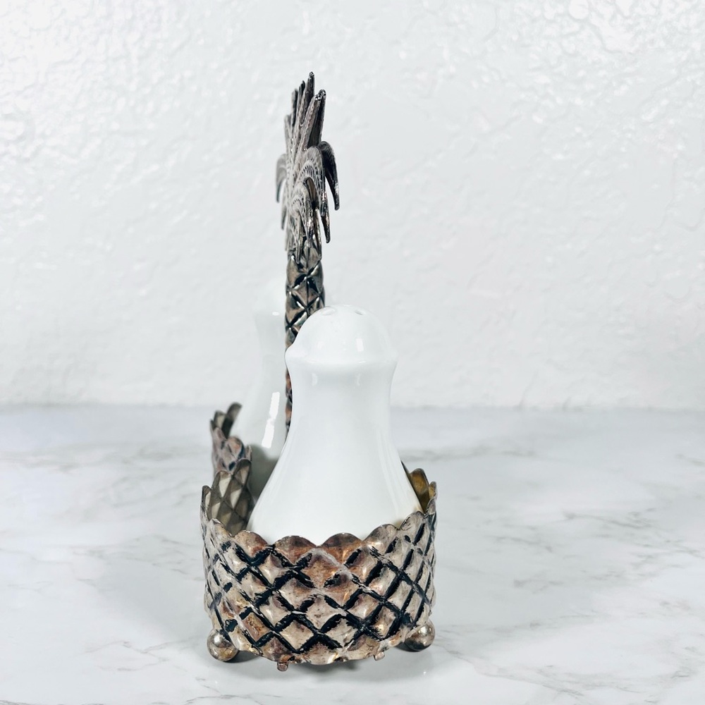 Palm Tree Salt and Pepper Shaker Set - Picture 4 of 11